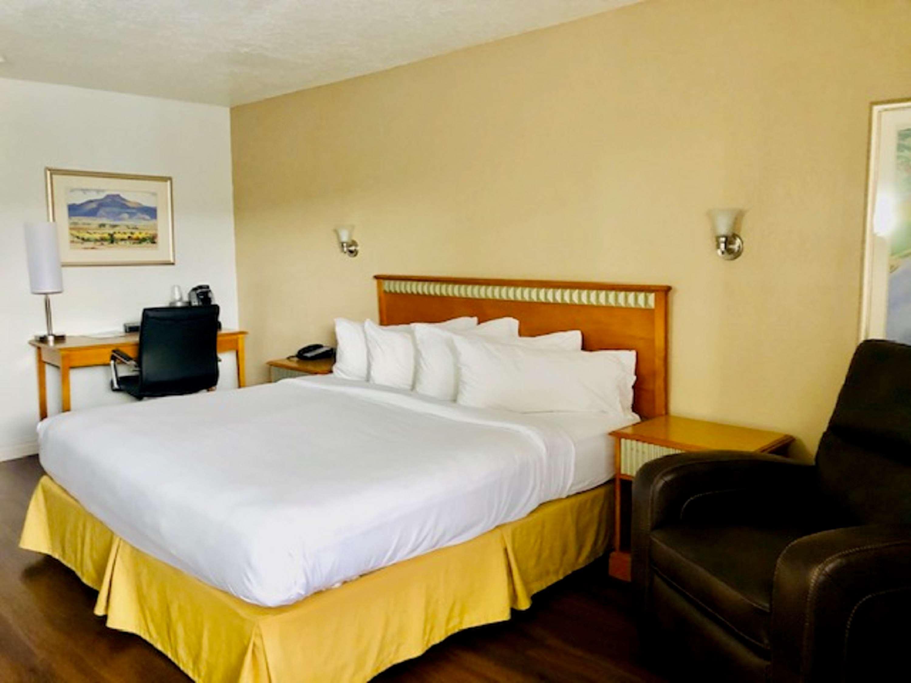 Surestay Plus Hotel By Best Western Albuquerque I-40 Eubank Экстерьер фото