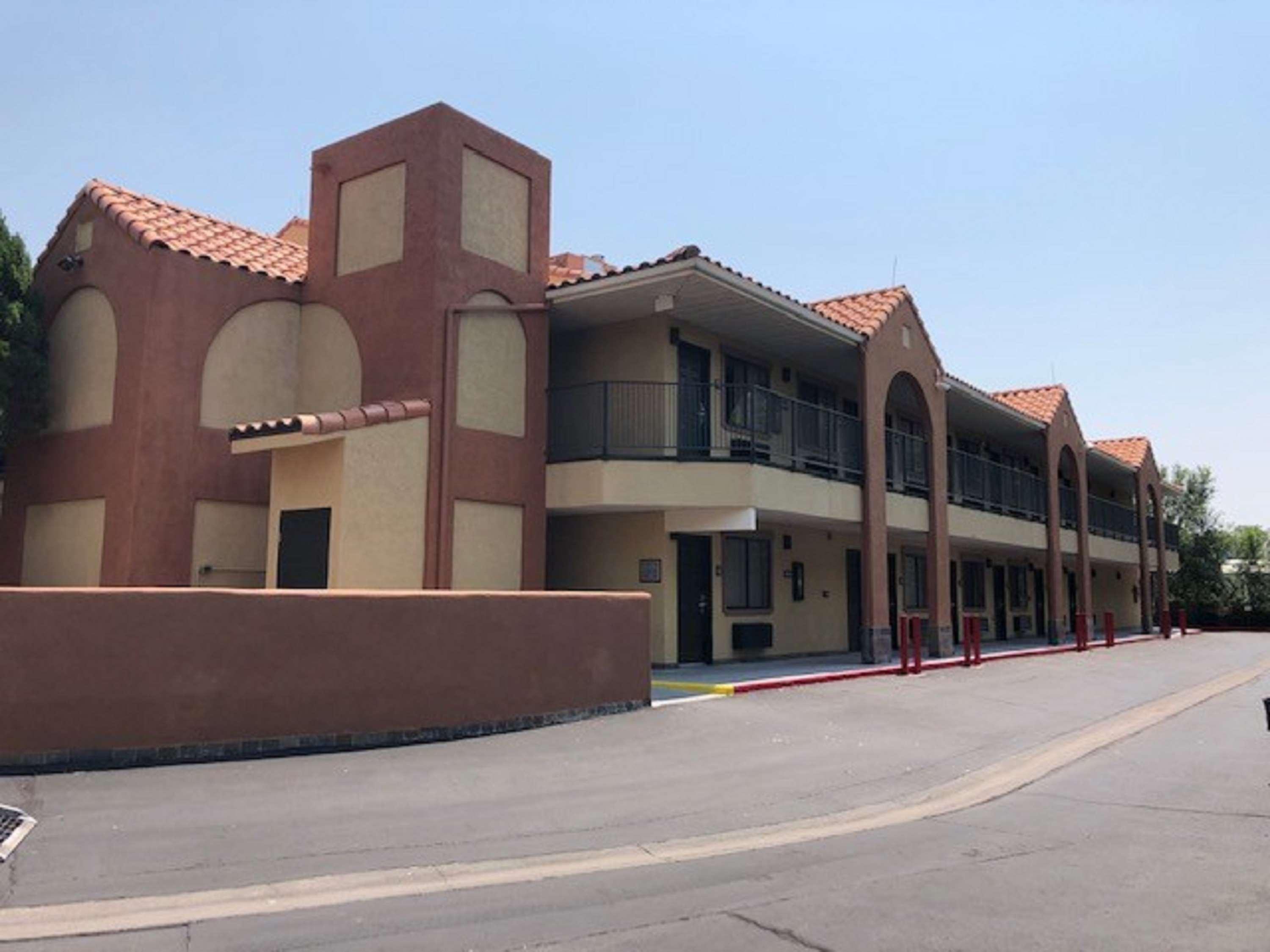 Surestay Plus Hotel By Best Western Albuquerque I-40 Eubank Экстерьер фото